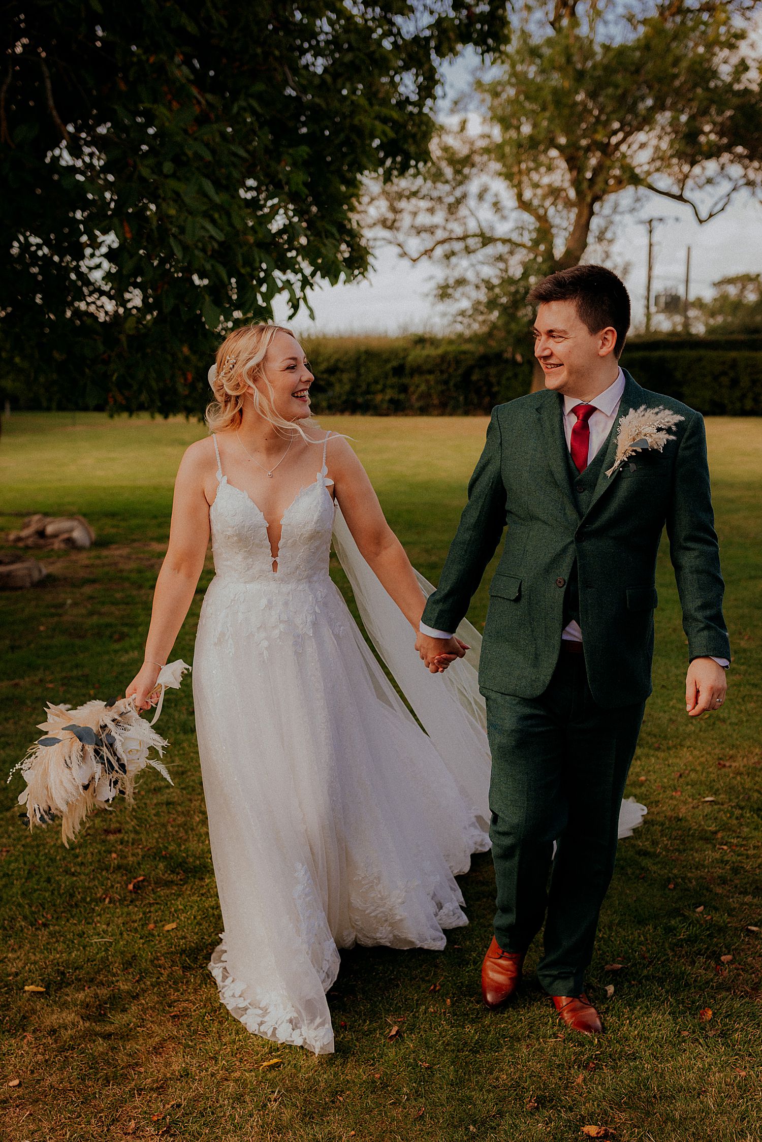 CANDID WEDDING PHOTOGRAPHS