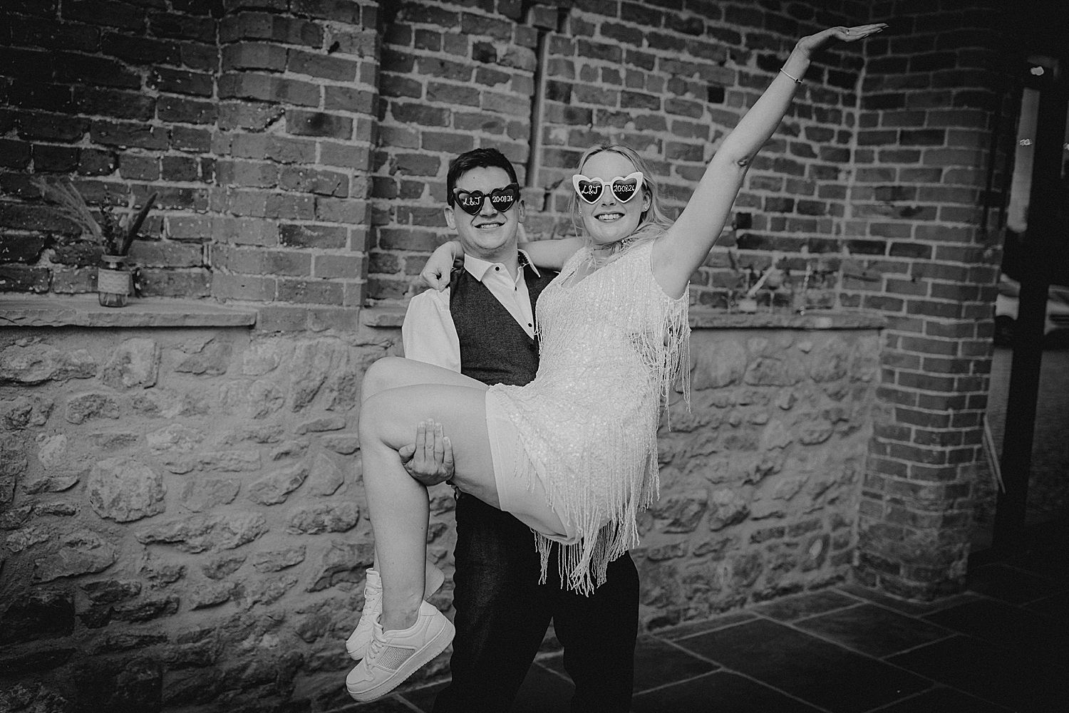 ALT WEDDING PHOTOGRAPHS