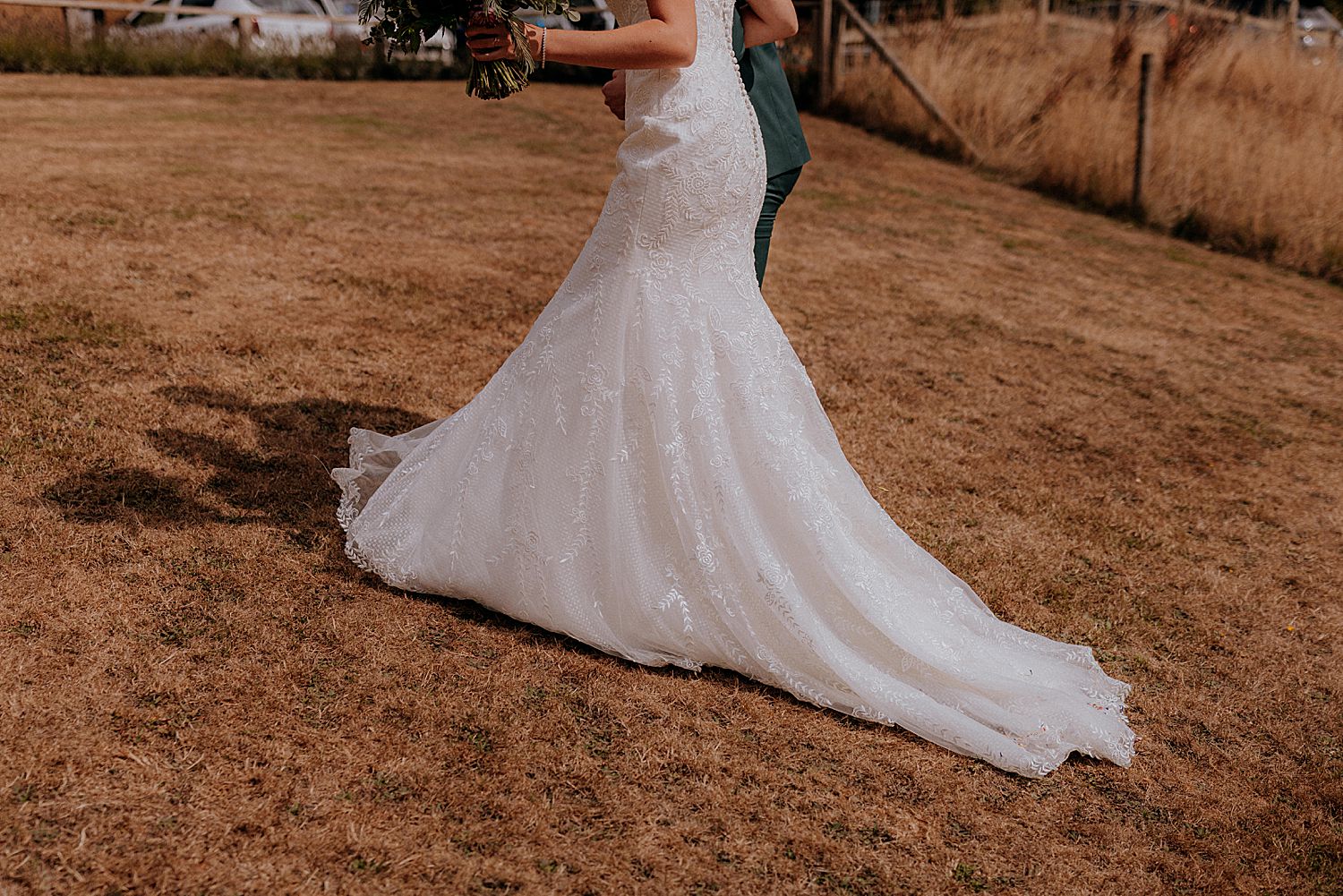 HADSHAM FARM WEDDING PHOTOGRAPHER - Oxfordshire Wedding Photographer