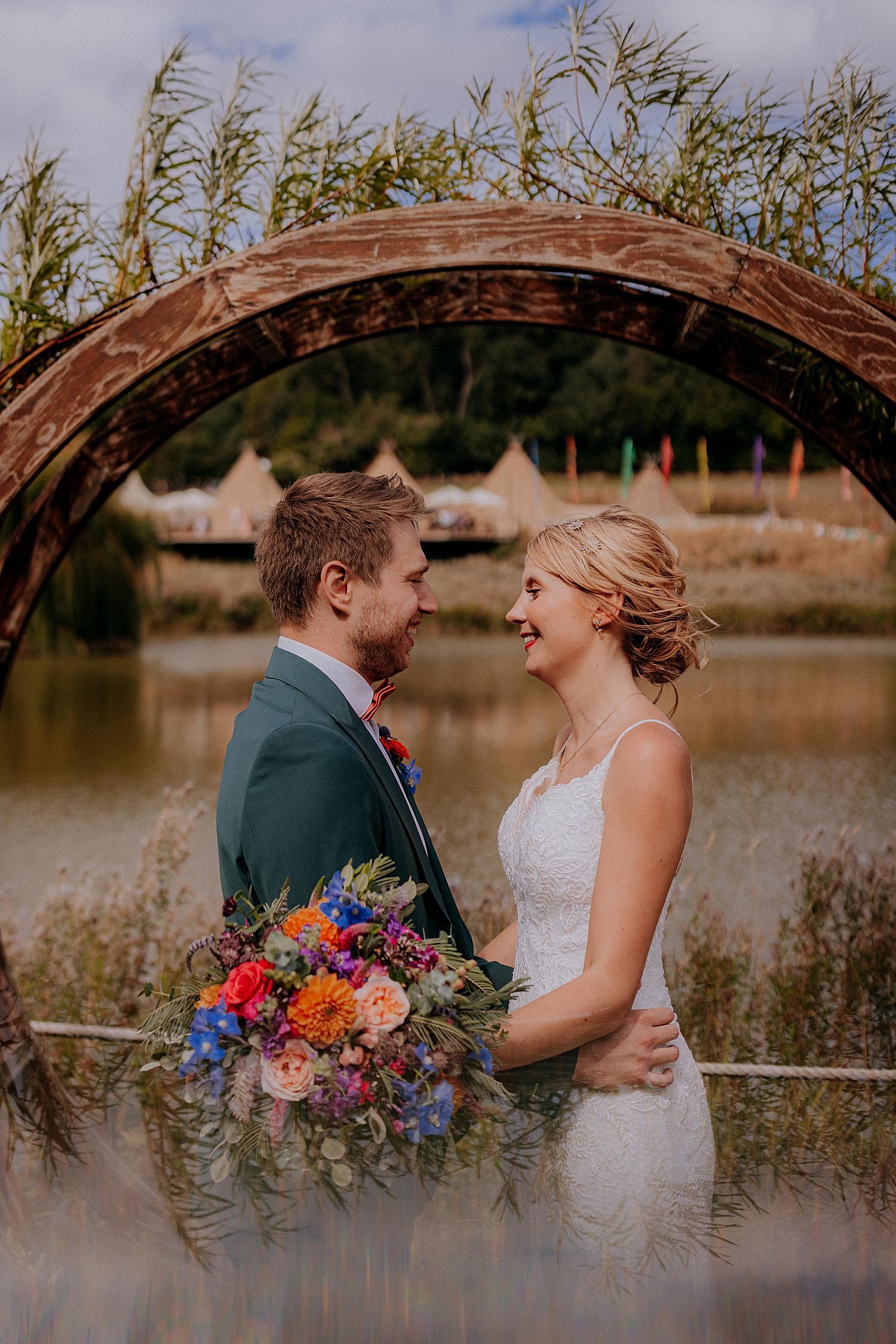 HADSHAM FARM WEDDING PHOTOGRAPHER - Oxfordshire Wedding Photographers